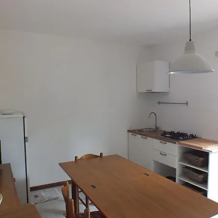 Alzi Apartment